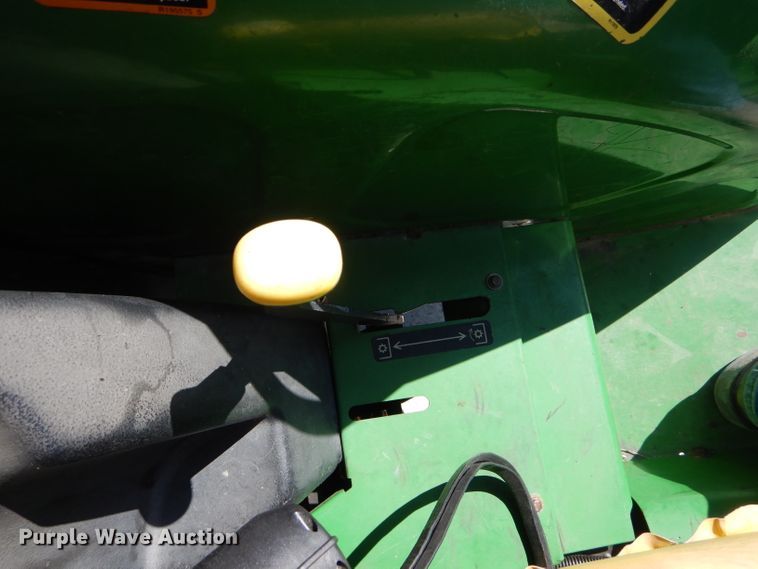 image for item DH2149 2006 John Deere 5525 tractor