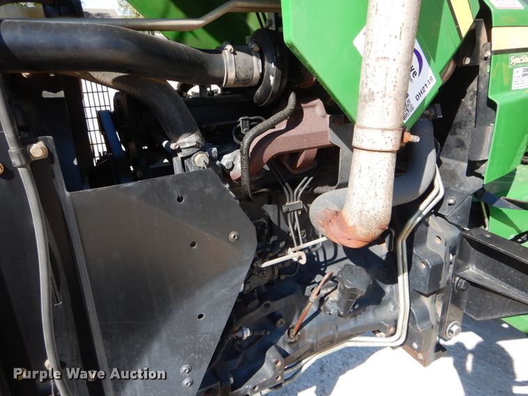 image for item DH2149 2006 John Deere 5525 tractor