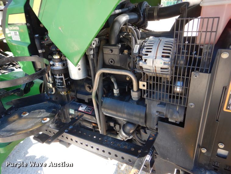 image for item DH2149 2006 John Deere 5525 tractor