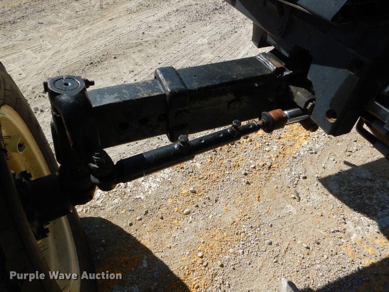 image for item DH2149 2006 John Deere 5525 tractor