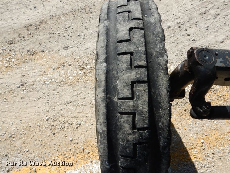 image for item DH2149 2006 John Deere 5525 tractor