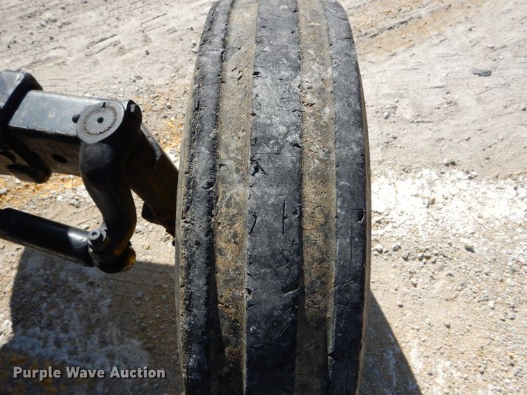 image for item DH2149 2006 John Deere 5525 tractor