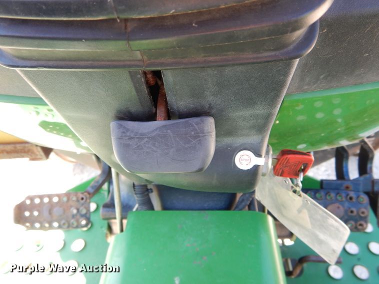 image for item DH2150 2008 John Deere 5325 tractor