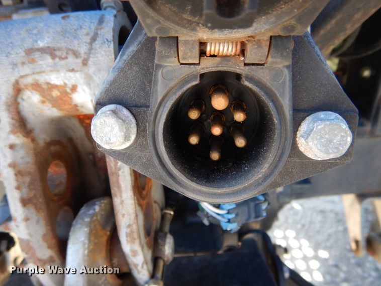 image for item DH2150 2008 John Deere 5325 tractor