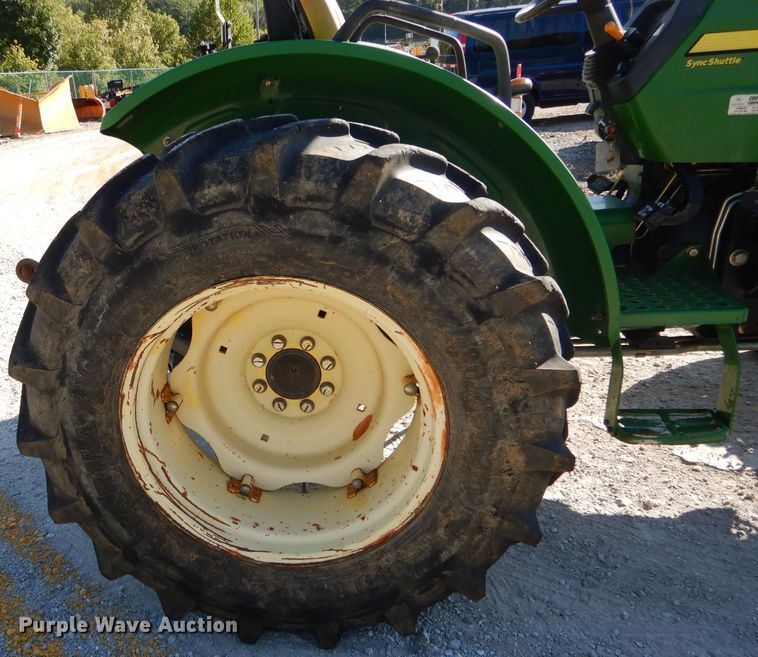 image for item DH2150 2008 John Deere 5325 tractor