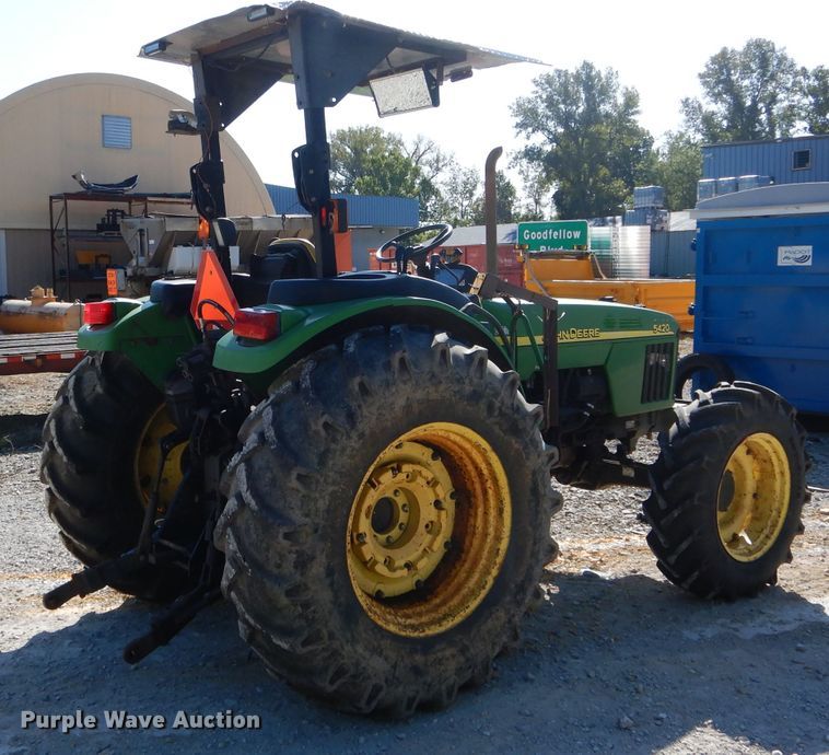 image for item DH2151 2002 John Deere 5420 MFWD tractor