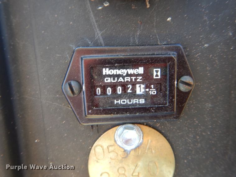 image for item DH2151 2002 John Deere 5420 MFWD tractor