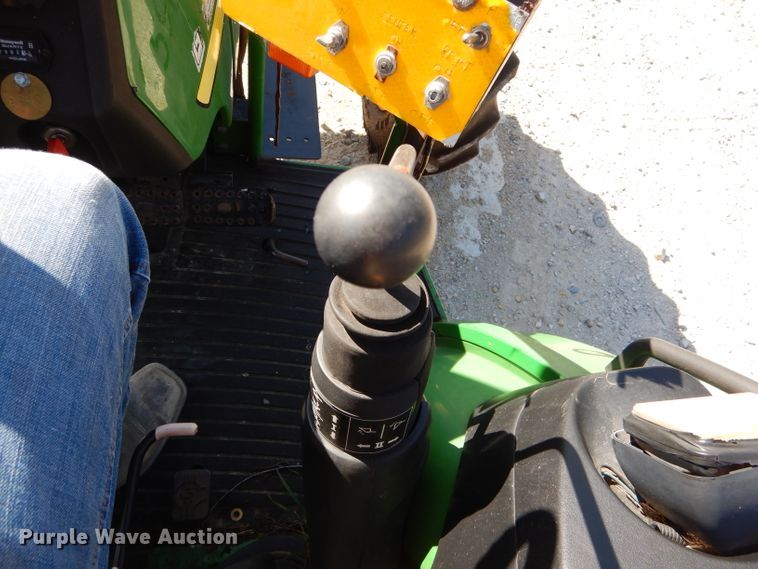 image for item DH2151 2002 John Deere 5420 MFWD tractor