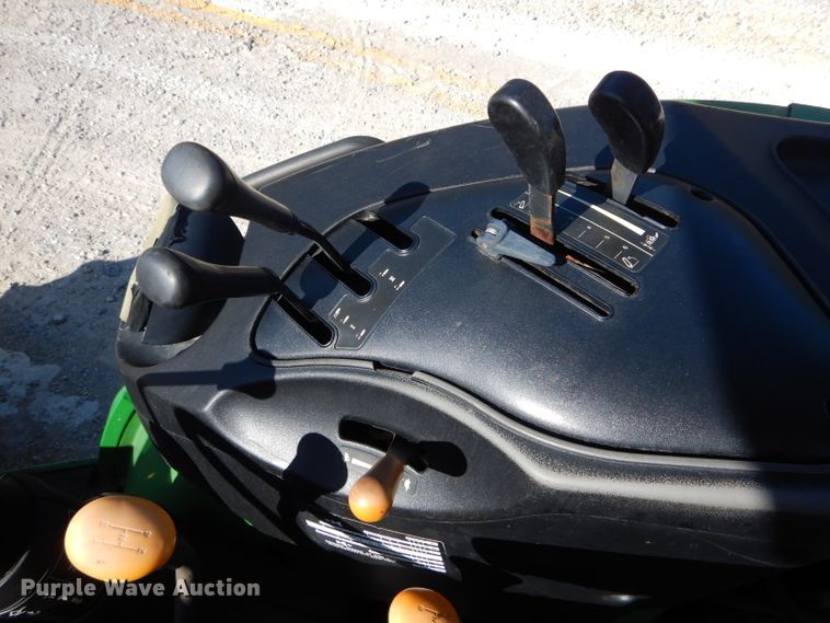 image for item DH2151 2002 John Deere 5420 MFWD tractor