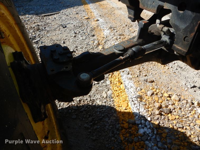 image for item DH2151 2002 John Deere 5420 MFWD tractor