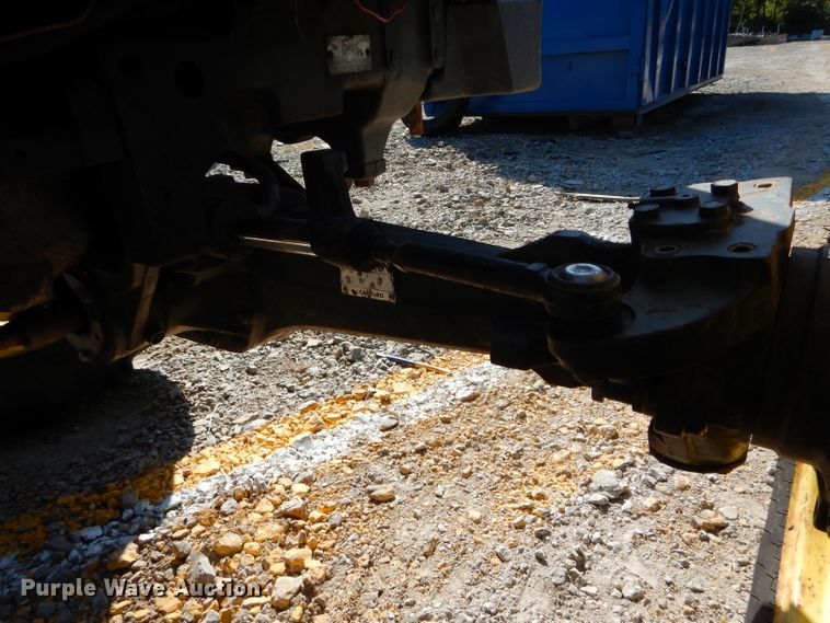 image for item DH2151 2002 John Deere 5420 MFWD tractor