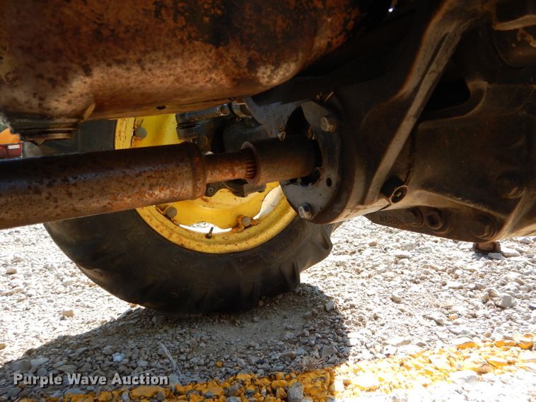 image for item DH2151 2002 John Deere 5420 MFWD tractor