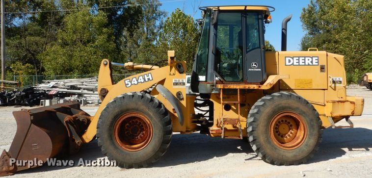 image for item DH2157 2003 John Deere 544H wheel loader
