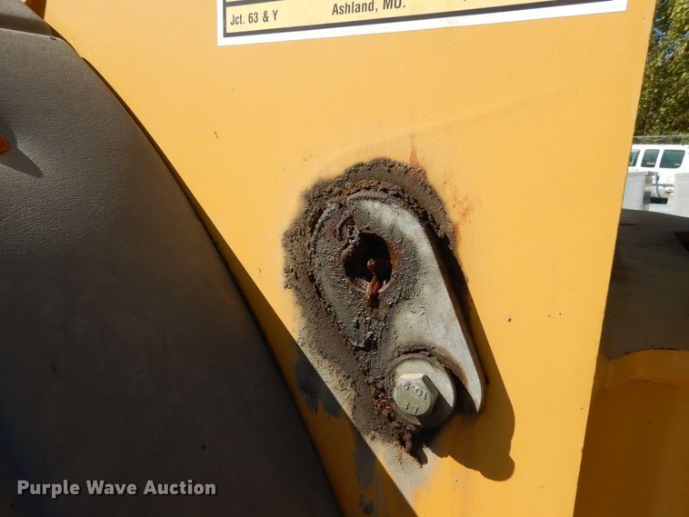 image for item DH2157 2003 John Deere 544H wheel loader