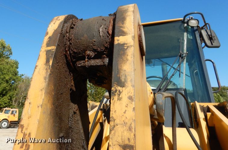 image for item DH2157 2003 John Deere 544H wheel loader