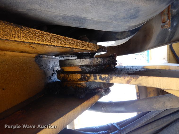 image for item DH2157 2003 John Deere 544H wheel loader