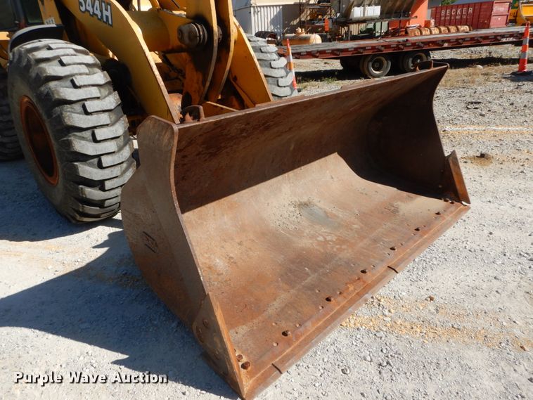image for item DH2157 2003 John Deere 544H wheel loader