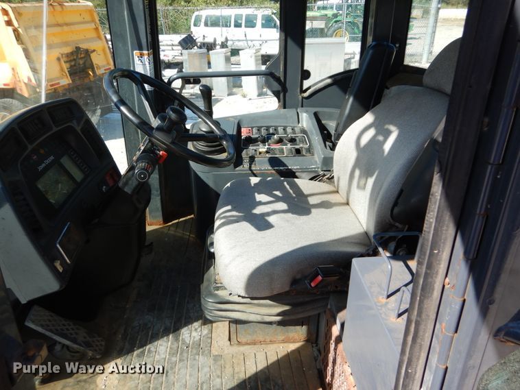 image for item DH2157 2003 John Deere 544H wheel loader