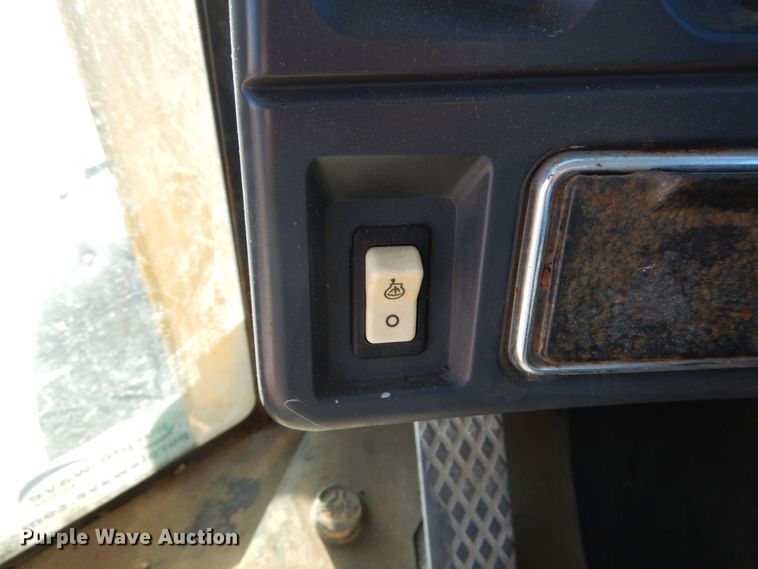 image for item DH2157 2003 John Deere 544H wheel loader