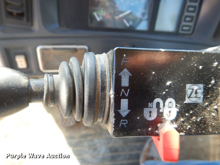 image for item DH2157 2003 John Deere 544H wheel loader