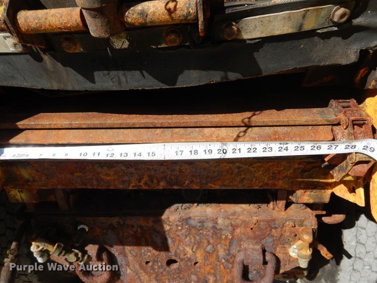 image for item DH2158 2002 International 2574 dump truck