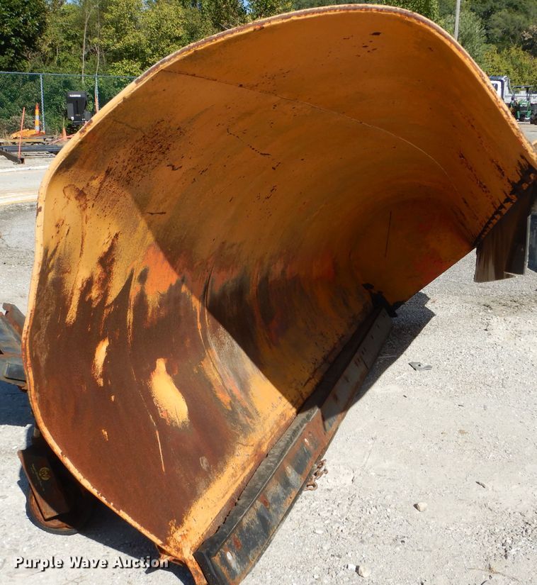 image for item DH2158 2002 International 2574 dump truck