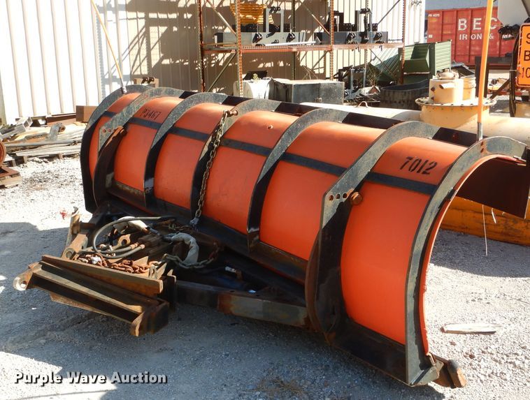 image for item DH2158 2002 International 2574 dump truck