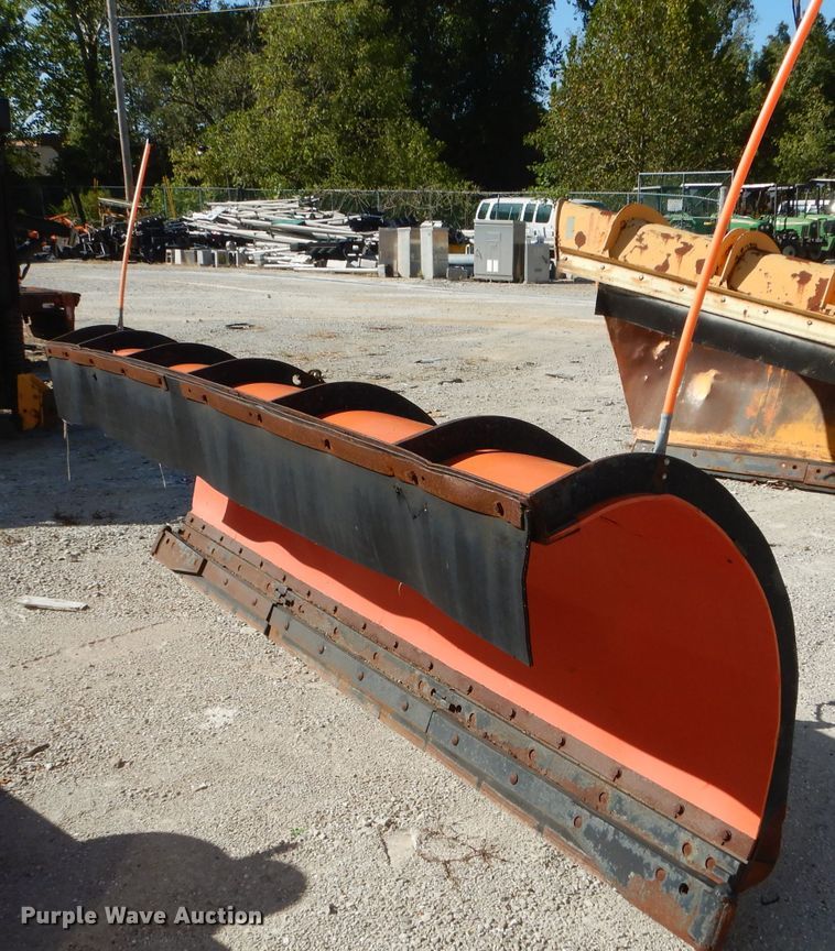 image for item DH2158 2002 International 2574 dump truck