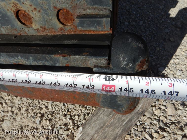 image for item DH2158 2002 International 2574 dump truck