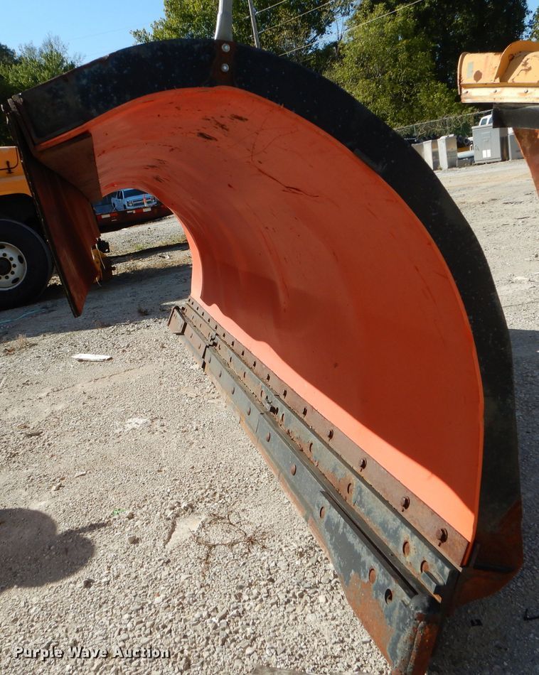 image for item DH2158 2002 International 2574 dump truck