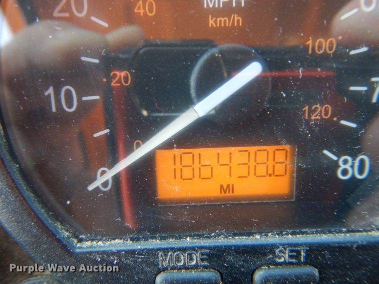 image for item DH6139 2004 Sterling Condor paint striping truck