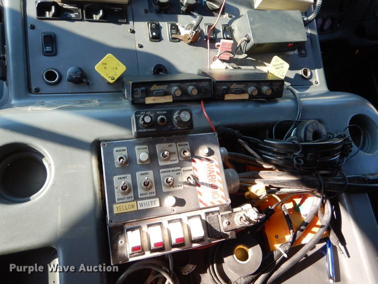 image for item DH6139 2004 Sterling Condor paint striping truck