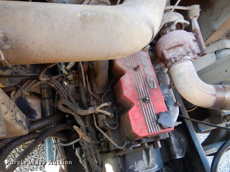 image for item DH6139 2004 Sterling Condor paint striping truck