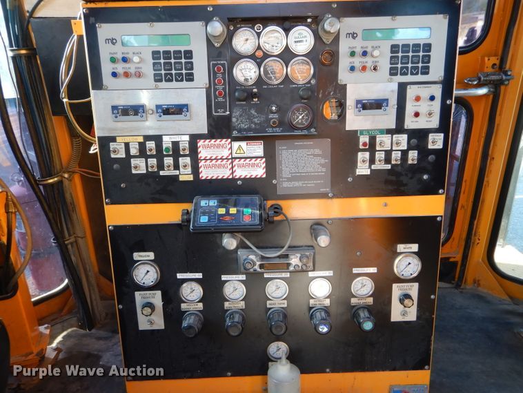 image for item DH6139 2004 Sterling Condor paint striping truck