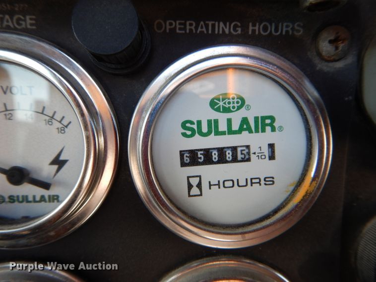 image for item DH6139 2004 Sterling Condor paint striping truck