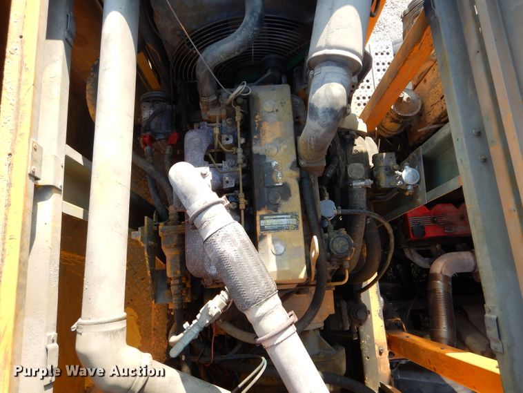 image for item DH6139 2004 Sterling Condor paint striping truck