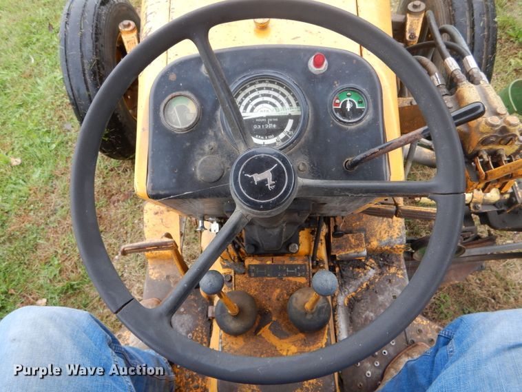 image for item DH6236 John Deere 301A tractor