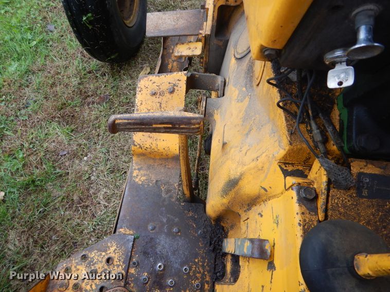 image for item DH6236 John Deere 301A tractor