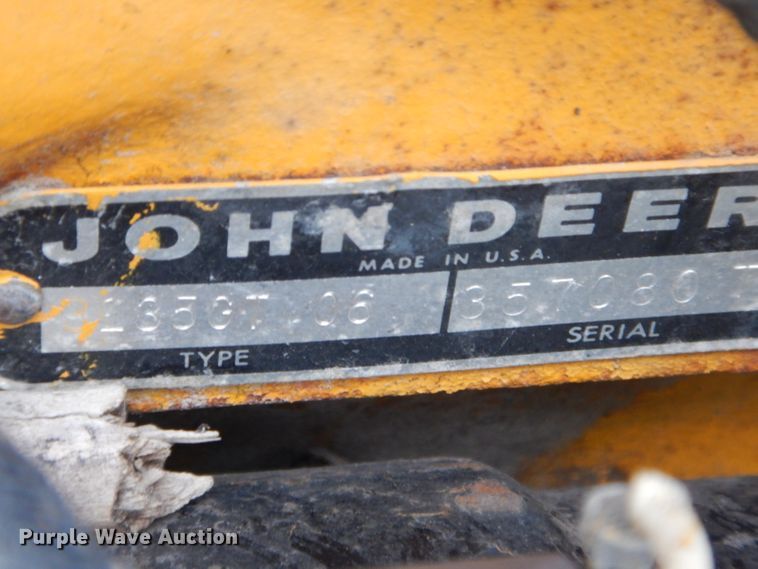 image for item DH6236 John Deere 301A tractor