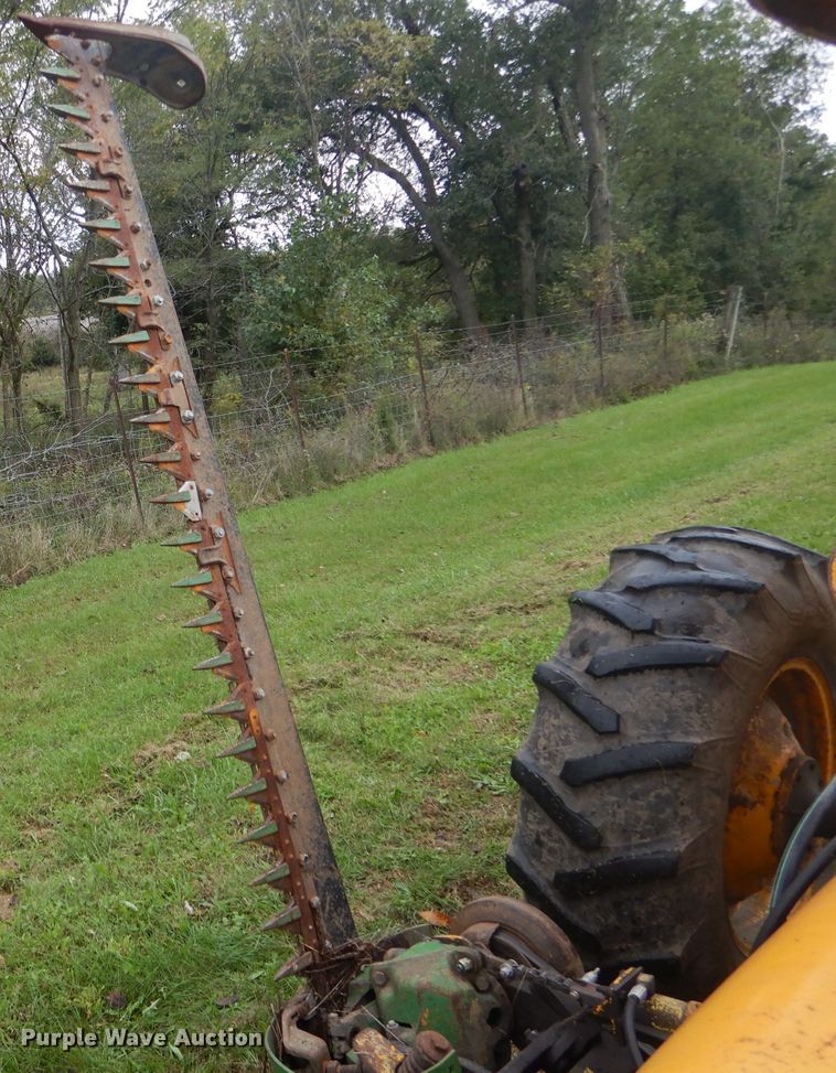 image for item DH6236 John Deere 301A tractor