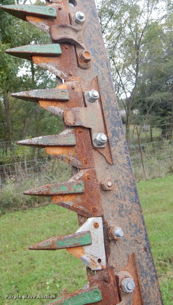 image for item DH6236 John Deere 301A tractor