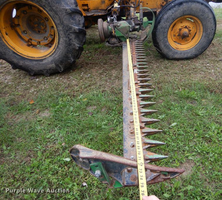 image for item DH6236 John Deere 301A tractor