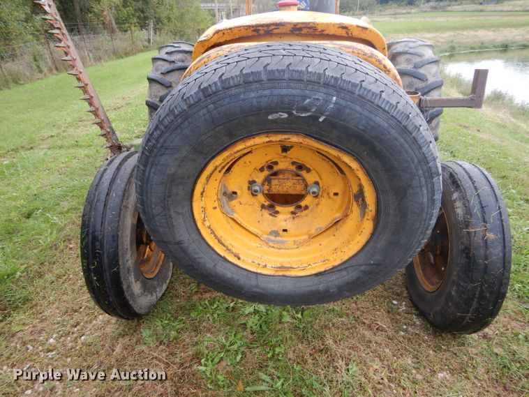 image for item DH6236 John Deere 301A tractor