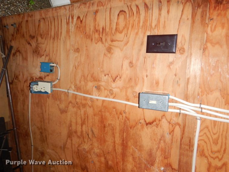 image for item DI2555 1997 Southern enclosed cargo trailer