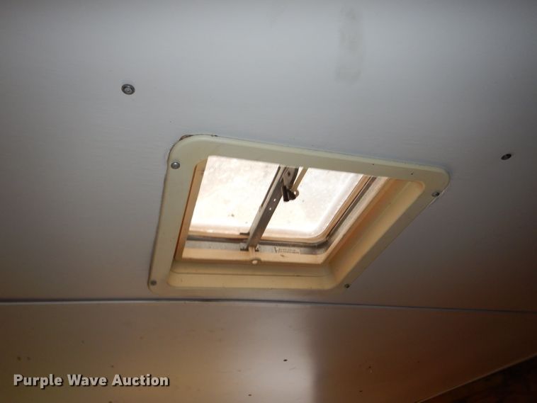 image for item DI2555 1997 Southern enclosed cargo trailer