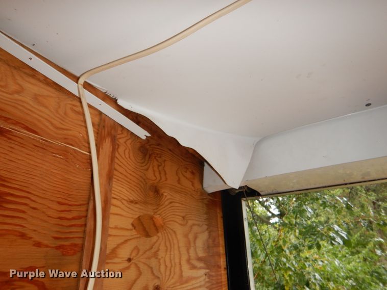 image for item DI2555 1997 Southern enclosed cargo trailer