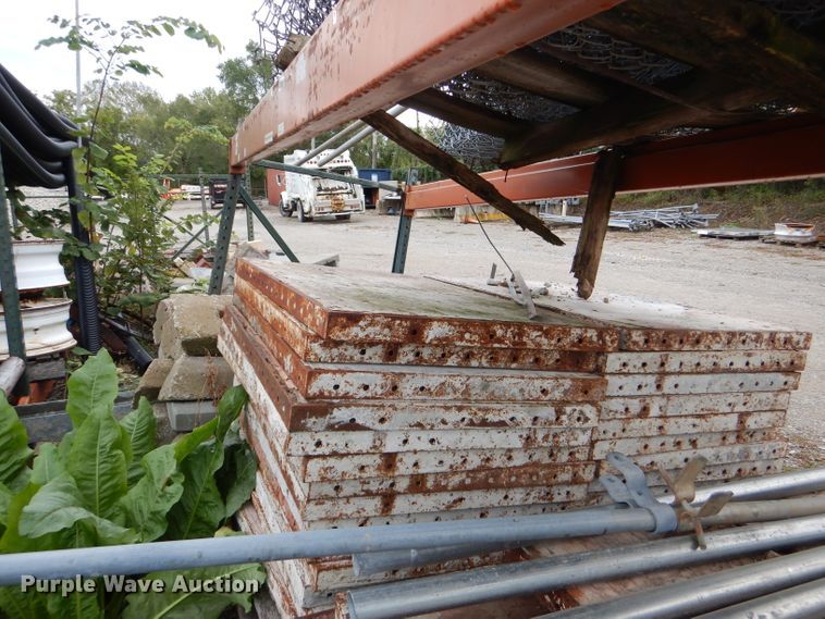 image for item DI2566 Concrete forms