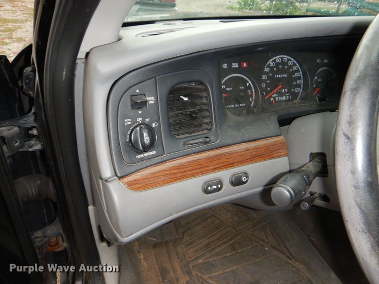 image for item DI2567 2002 Ford Crown Victoria LX