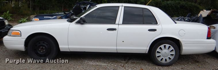 image for item DI2568 2011 Ford Crown Victoria Police Interceptor