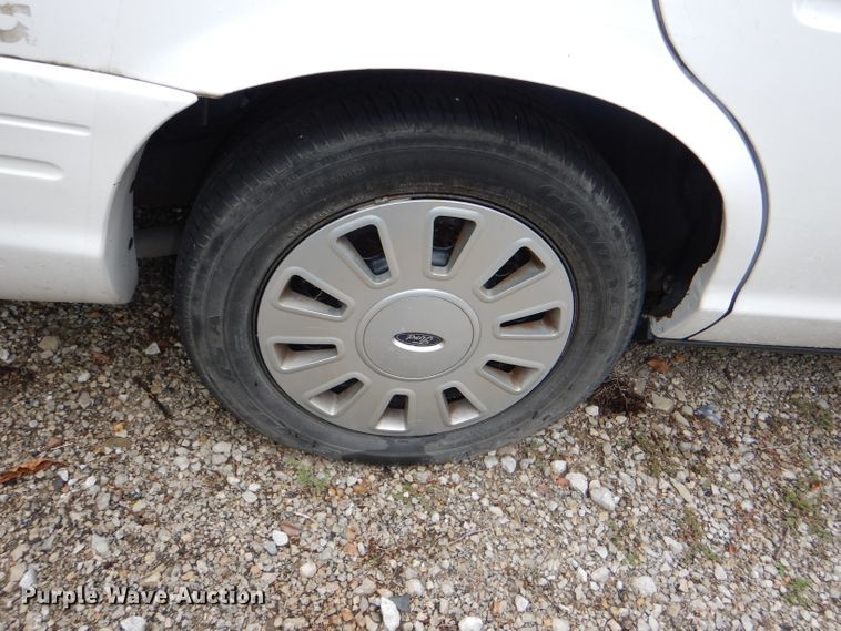 image for item DI2568 2011 Ford Crown Victoria Police Interceptor